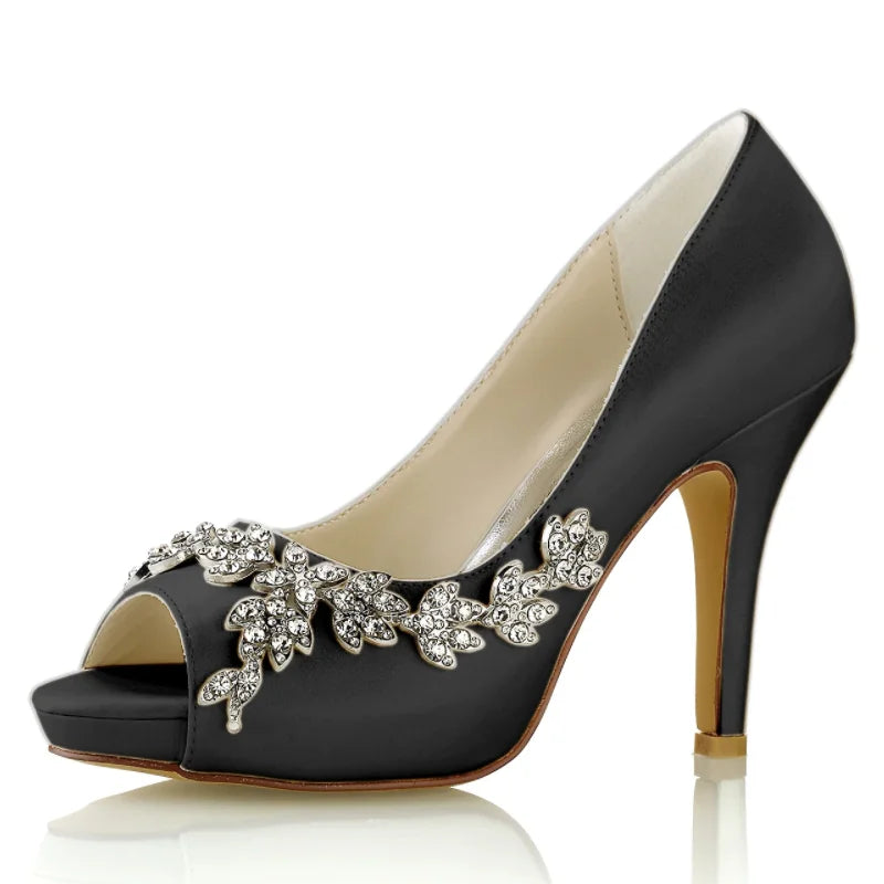 Eleganckie szpilki ślubne peep toe z kryształkami – srebrzysta biel