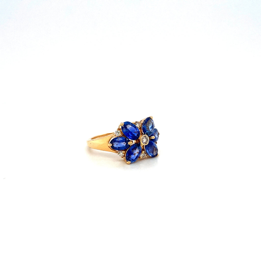 Sapphire and Diamond Ring in 18K Yellow Gold - KGR 11636