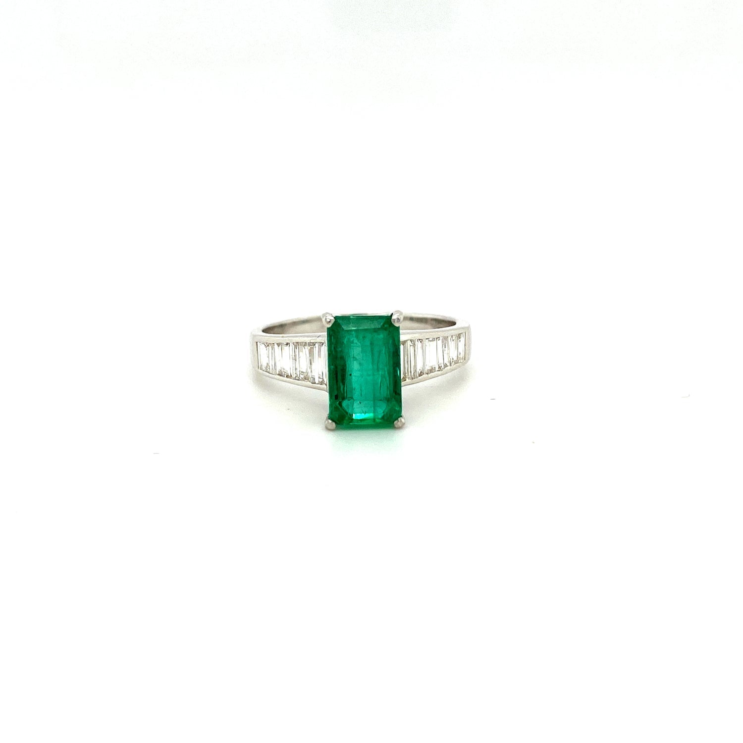 Emerald and Diamond Ring in 18K White Gold - KGR 16352