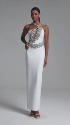 SUKIENKA MAXI VERONIC GLAMOROUS CONTOUR HALTER CUT OUT Z KRYSZTAŁKAMI I UKRYTYM BANDAGE