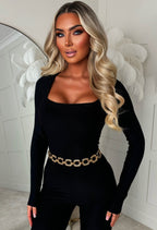 CZARNY KOMBINEZON DAMSKI SULTRY SILHOUETTE – DOPASOWANY Z KWADRATOWYM DEKOLTEM